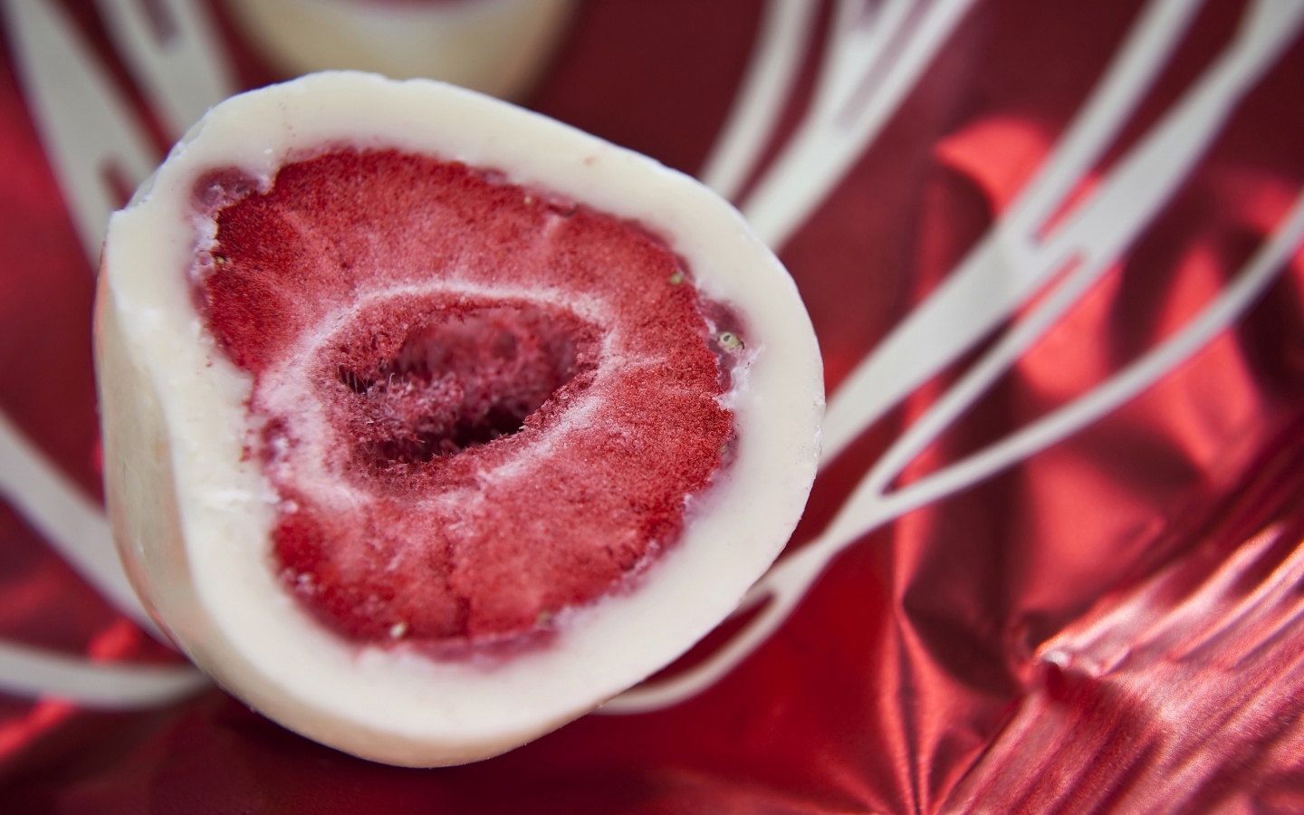 Клубника в белом шоколаде обои