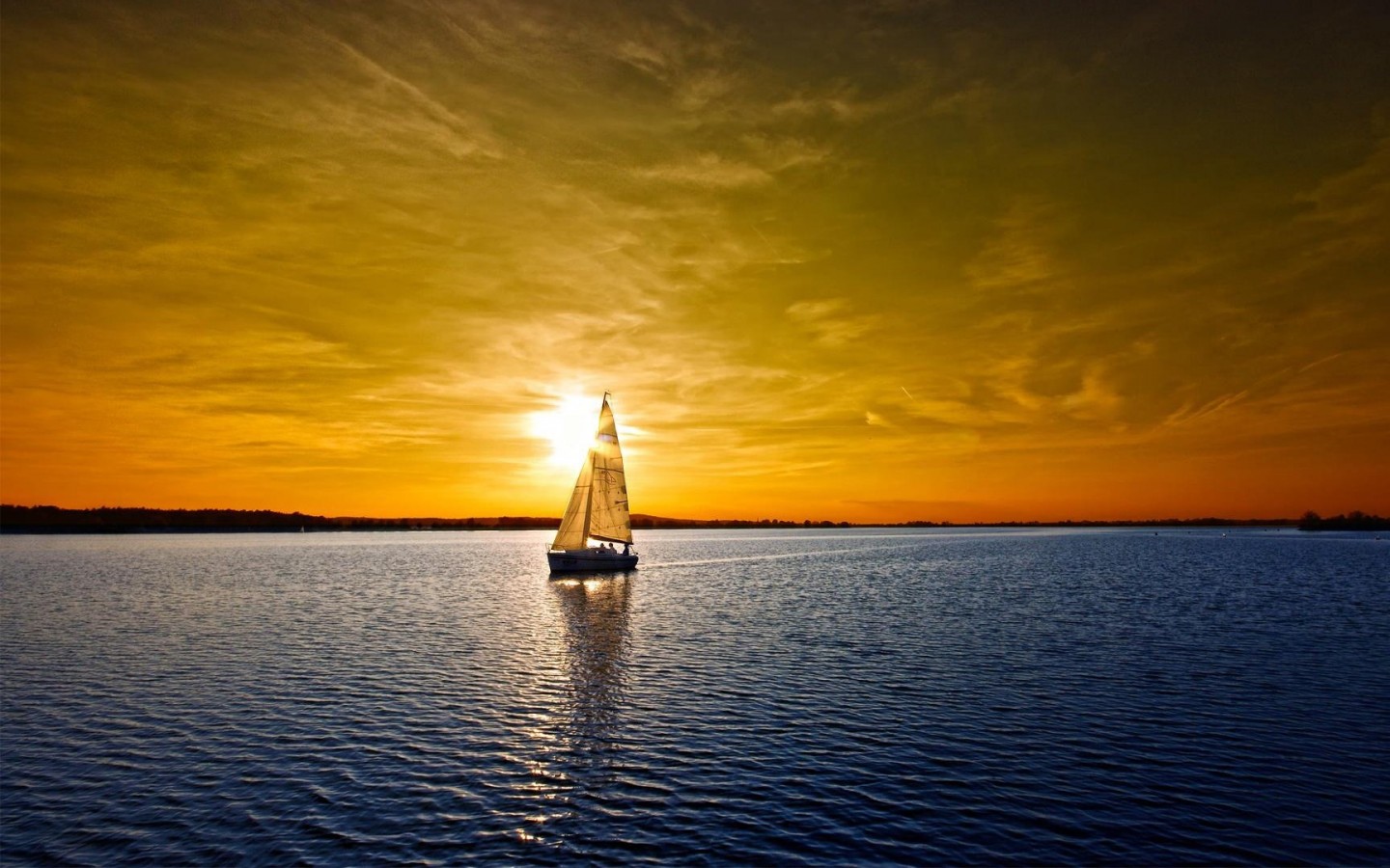 Яхта на закате обои