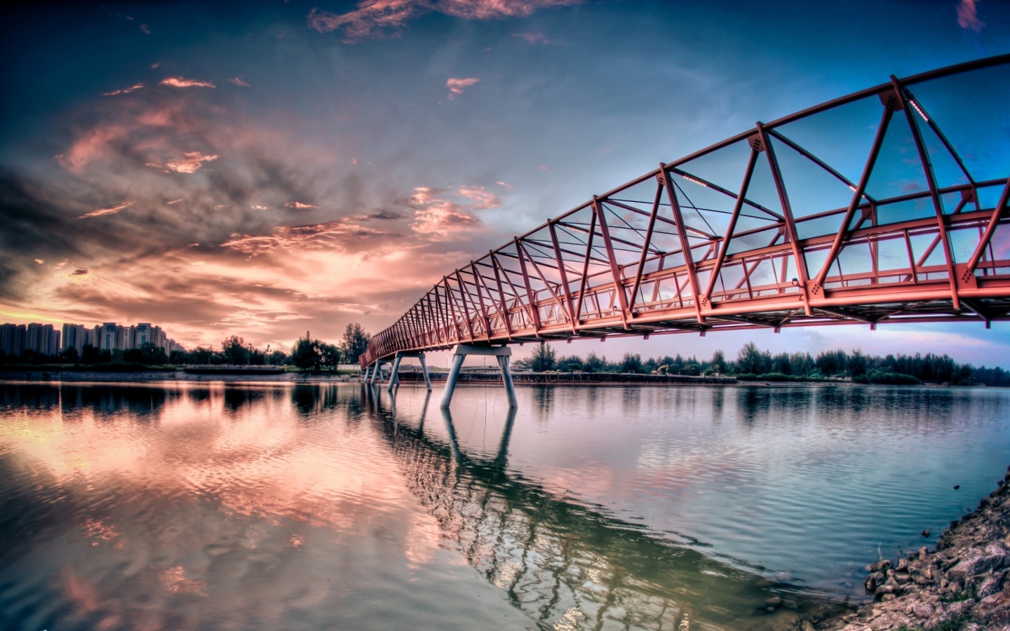 Мост через реку обои