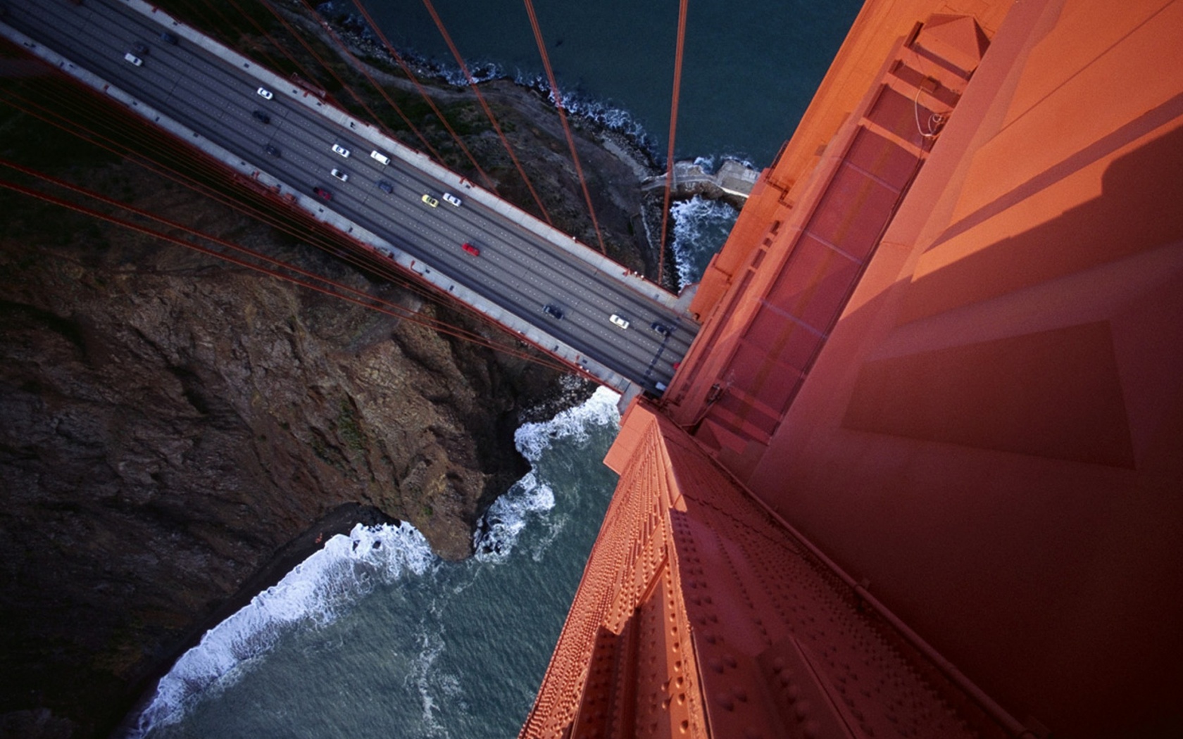 Вид в с пролета моста Золотые Ворота обои