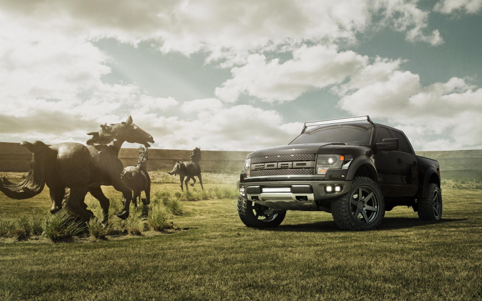 Ford F-150 Raptor обои