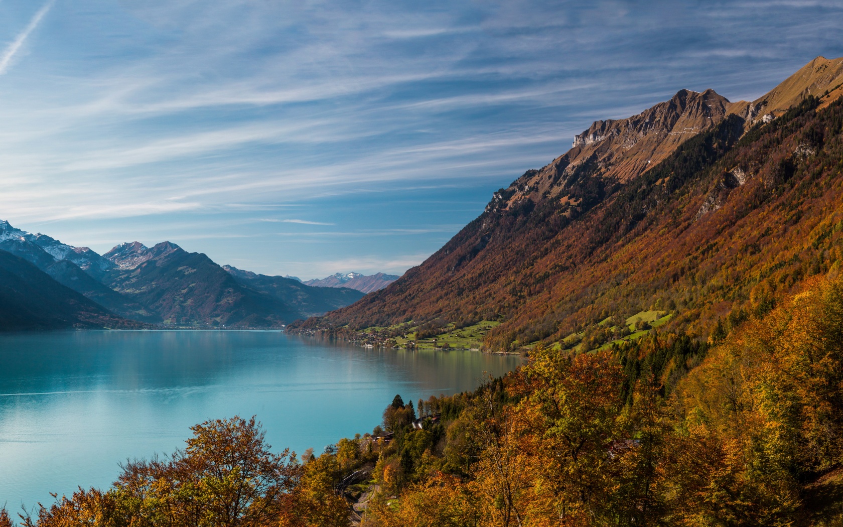 Горное озеро обои