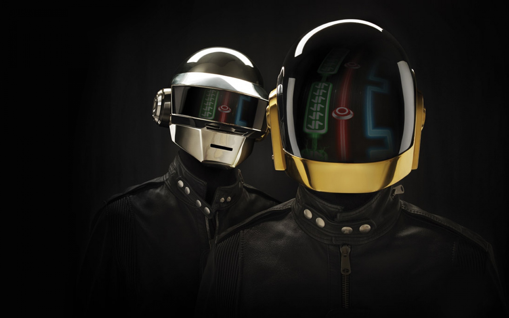 Daft Punk на темном фоне обои