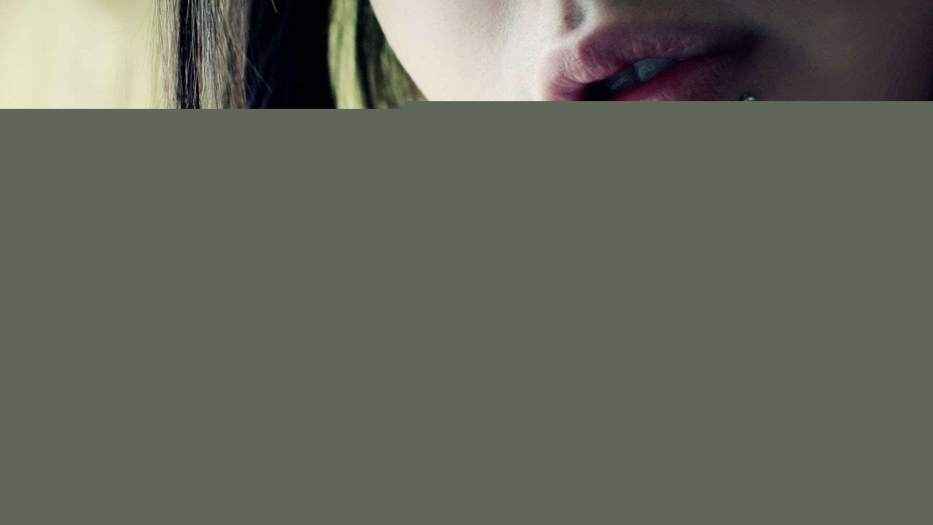 Плечо с татуировкой обои