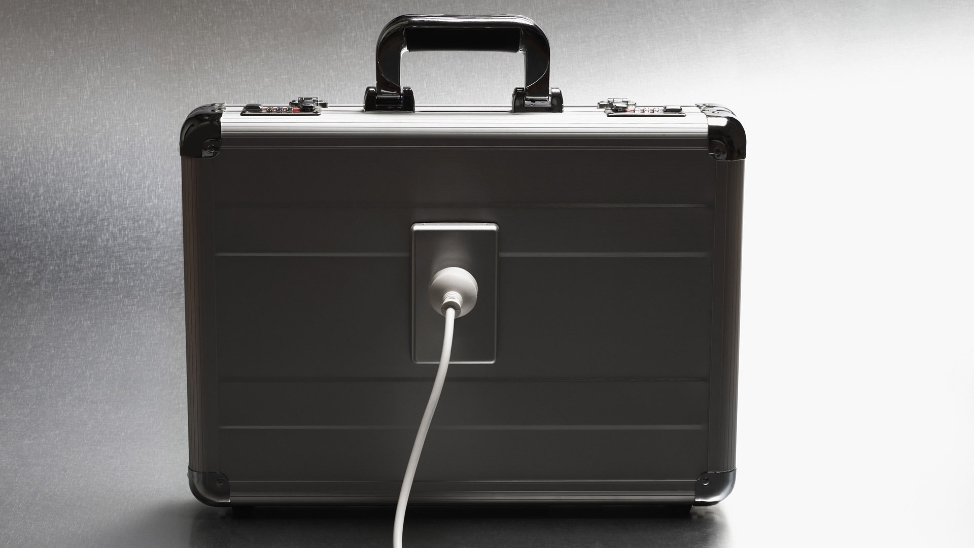 Розетка на кейсе обои