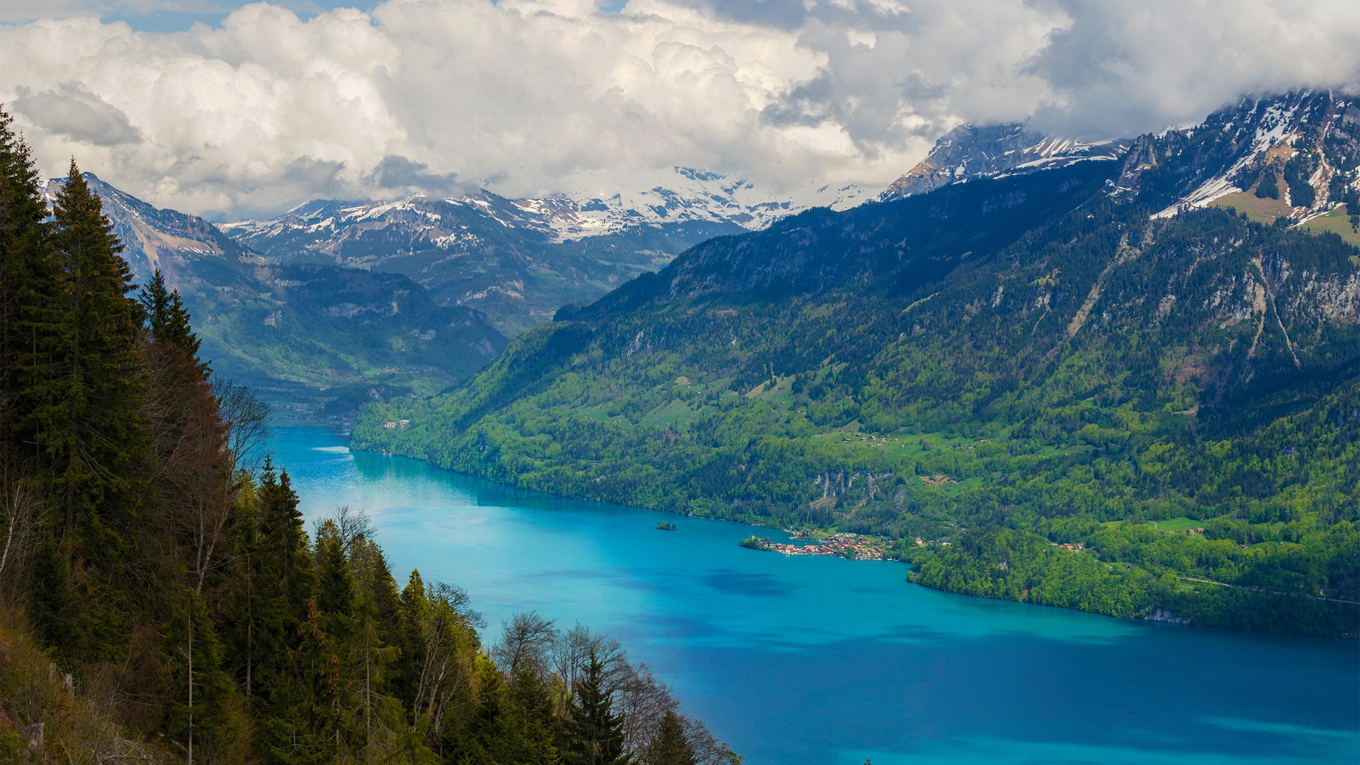 Горная река обои