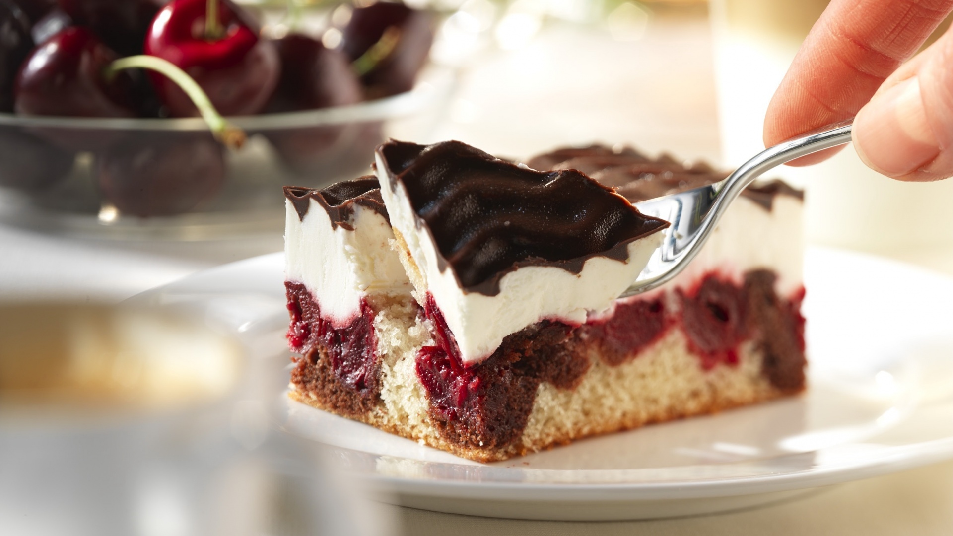 Вишневое пирожное обои