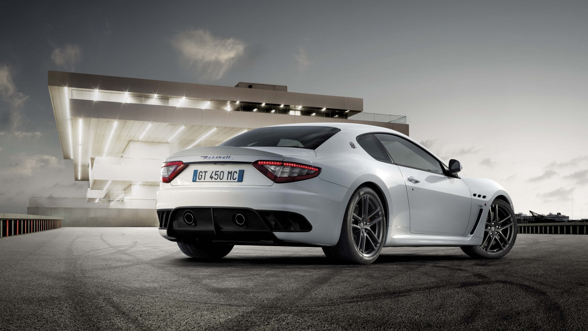 Мазерати обои