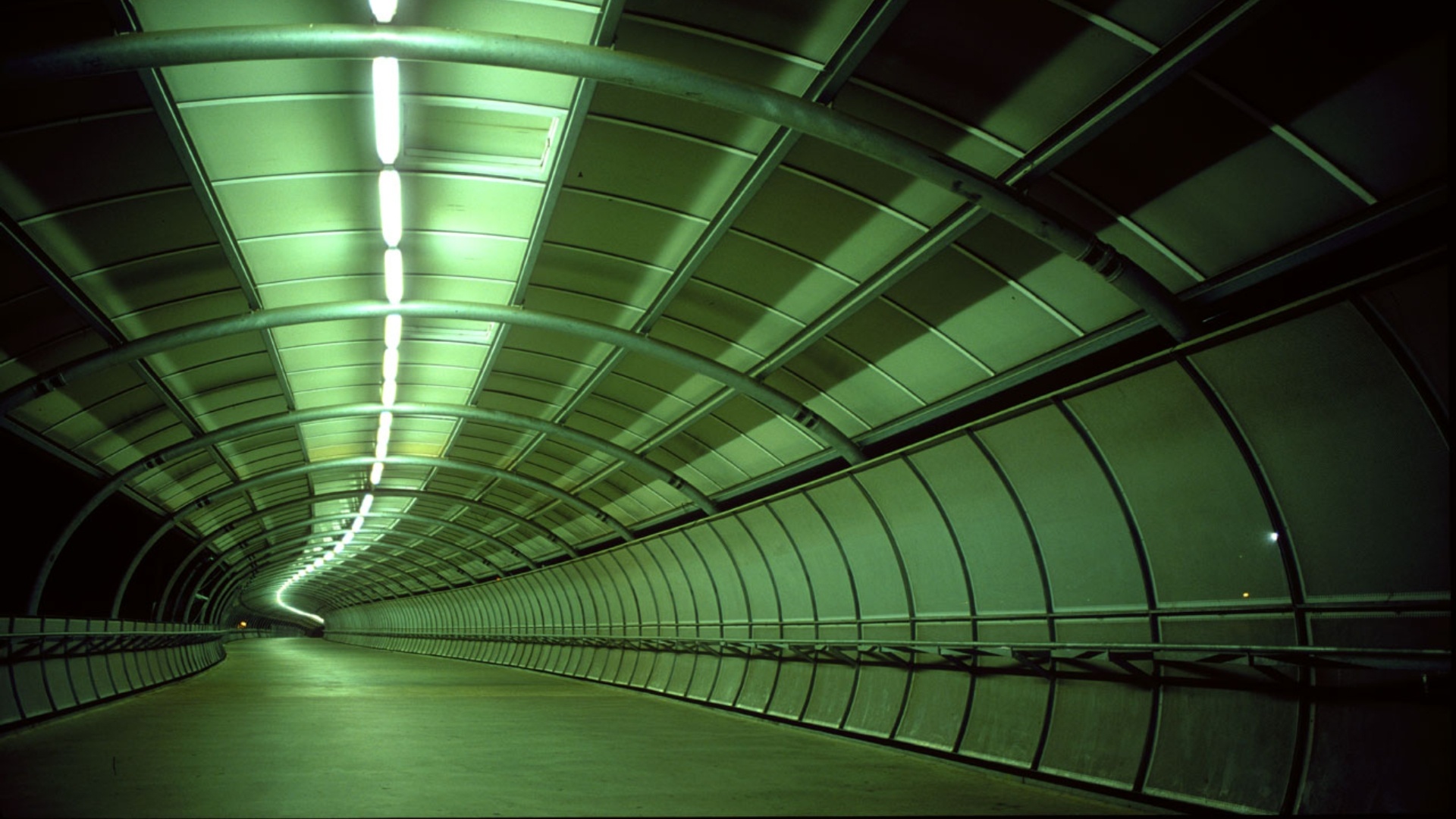 Пешеходный тоннель обои