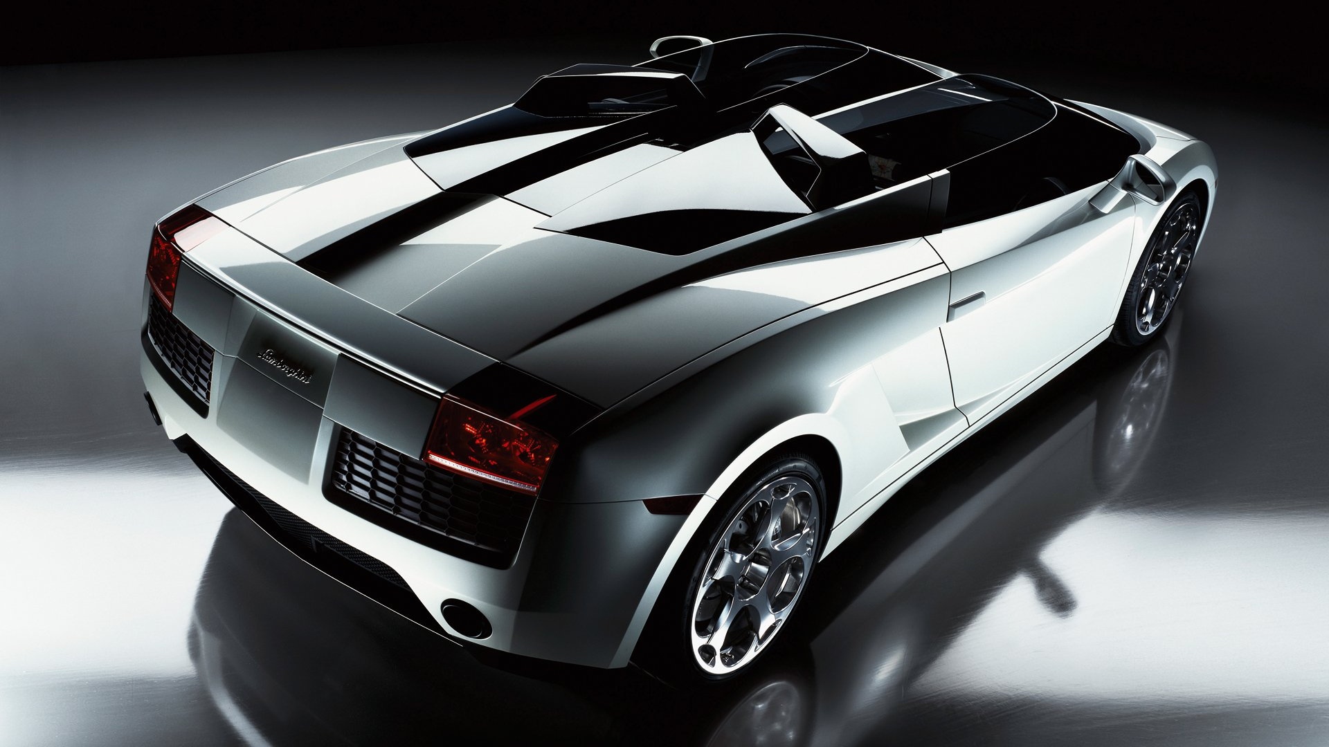 Светло-Серый Lamborghini (Сзади) обои