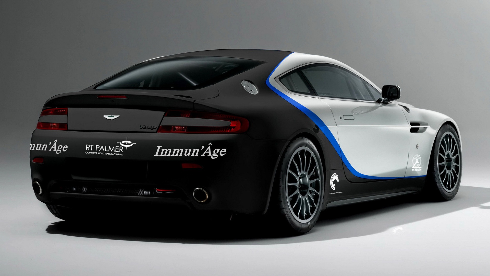 Астон Мартин обои