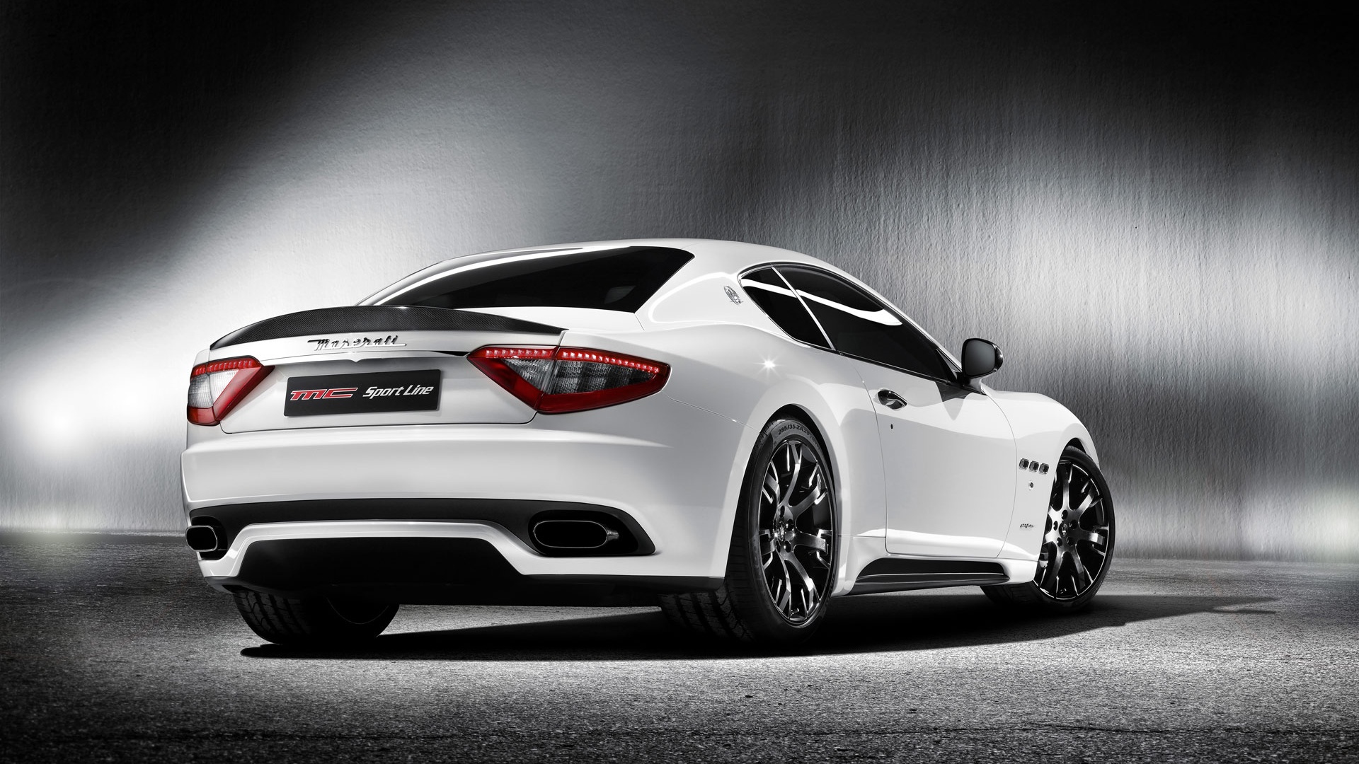 Мазерати Грантуризмо рендер обои