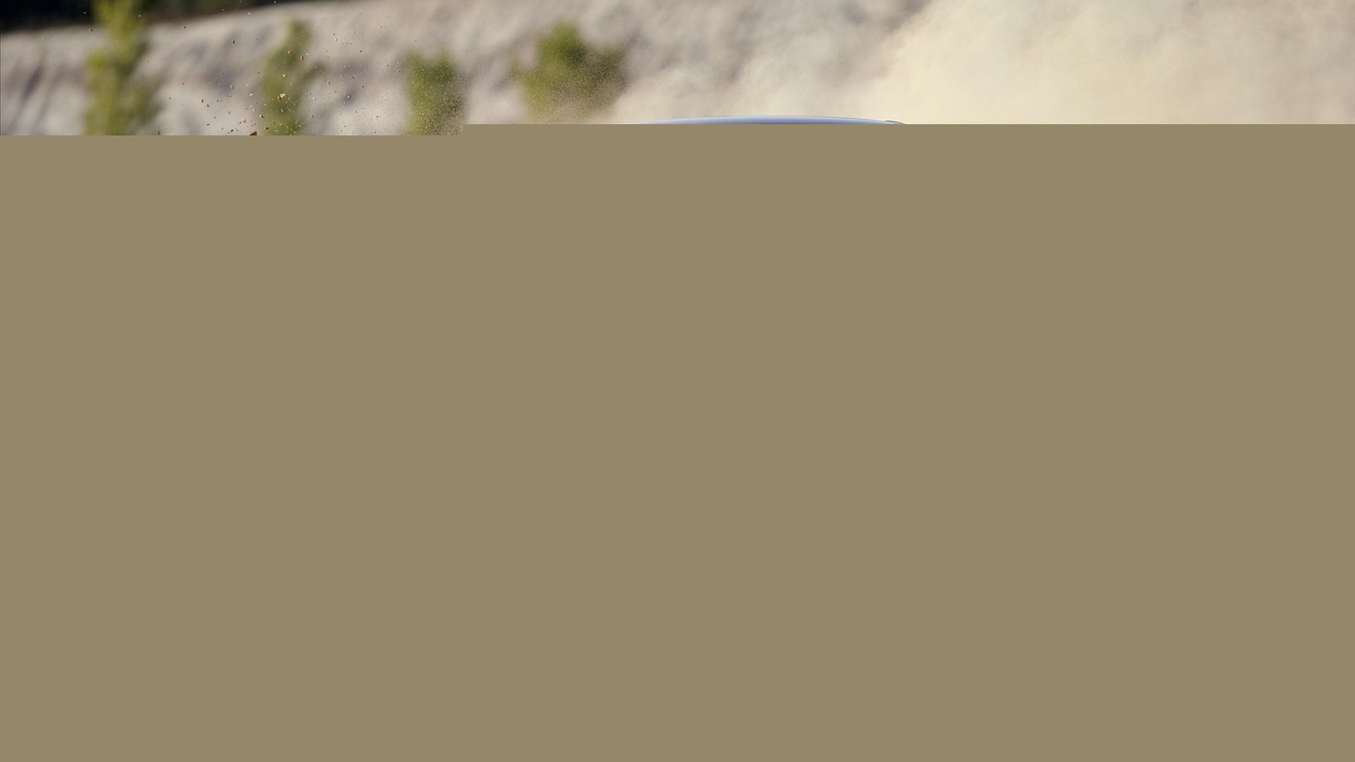 Кроссовер BMW в заносе обои