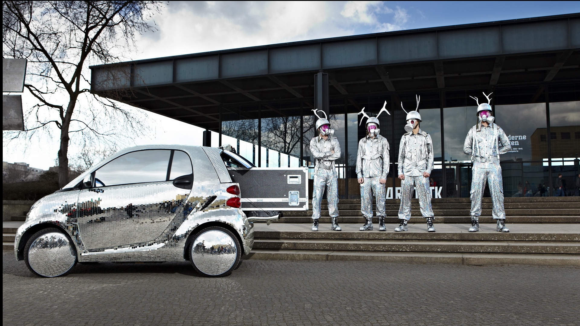 Smart Disco-Ball и 4 оленя обои