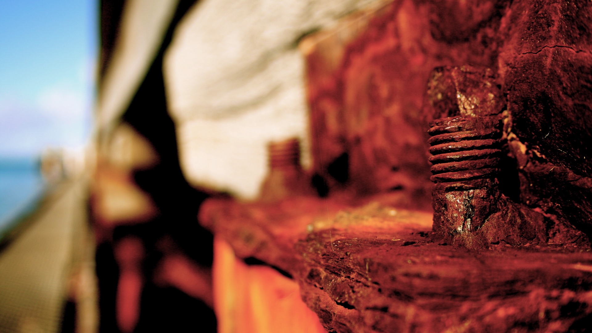 Проржавевшие болты обои