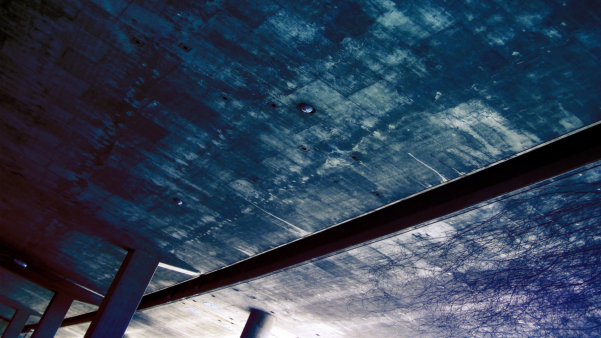 Перевернутое пространство обои