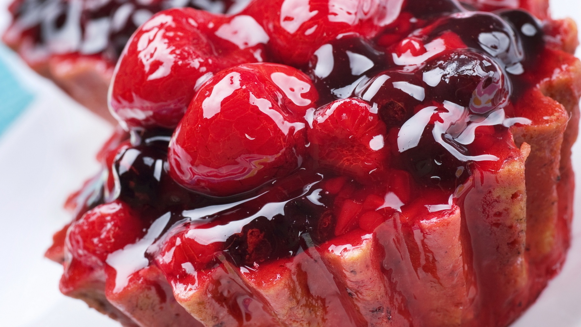 Восхитительная корзиночка с фруктами обои