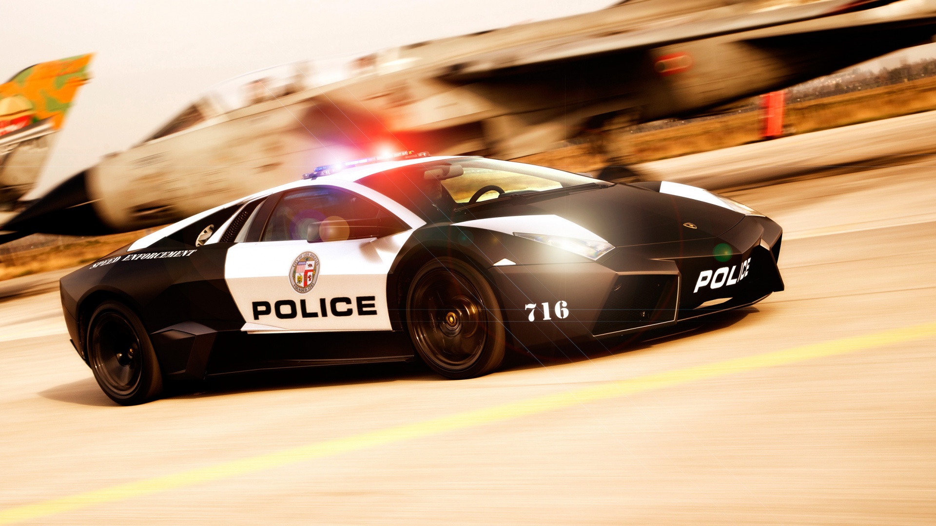 Полицейска Lamborghini из NFS обои