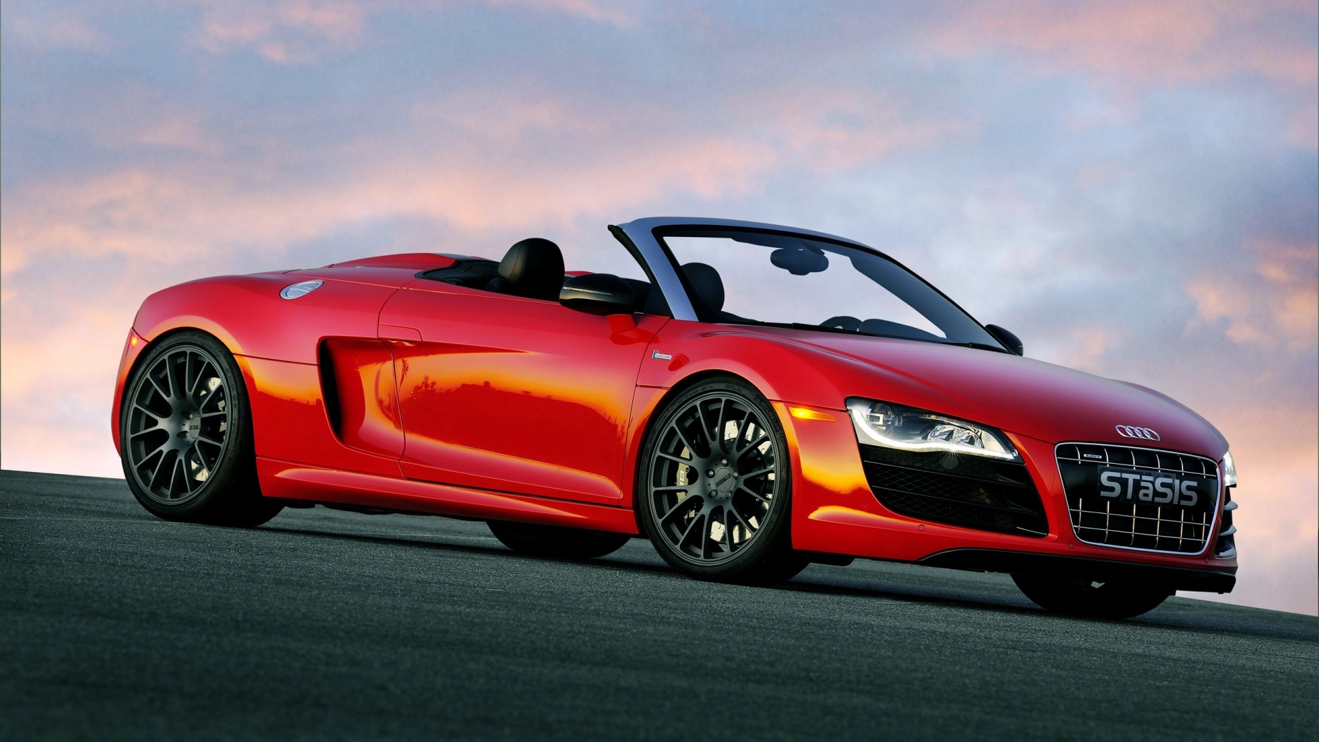 Красная Audi обои