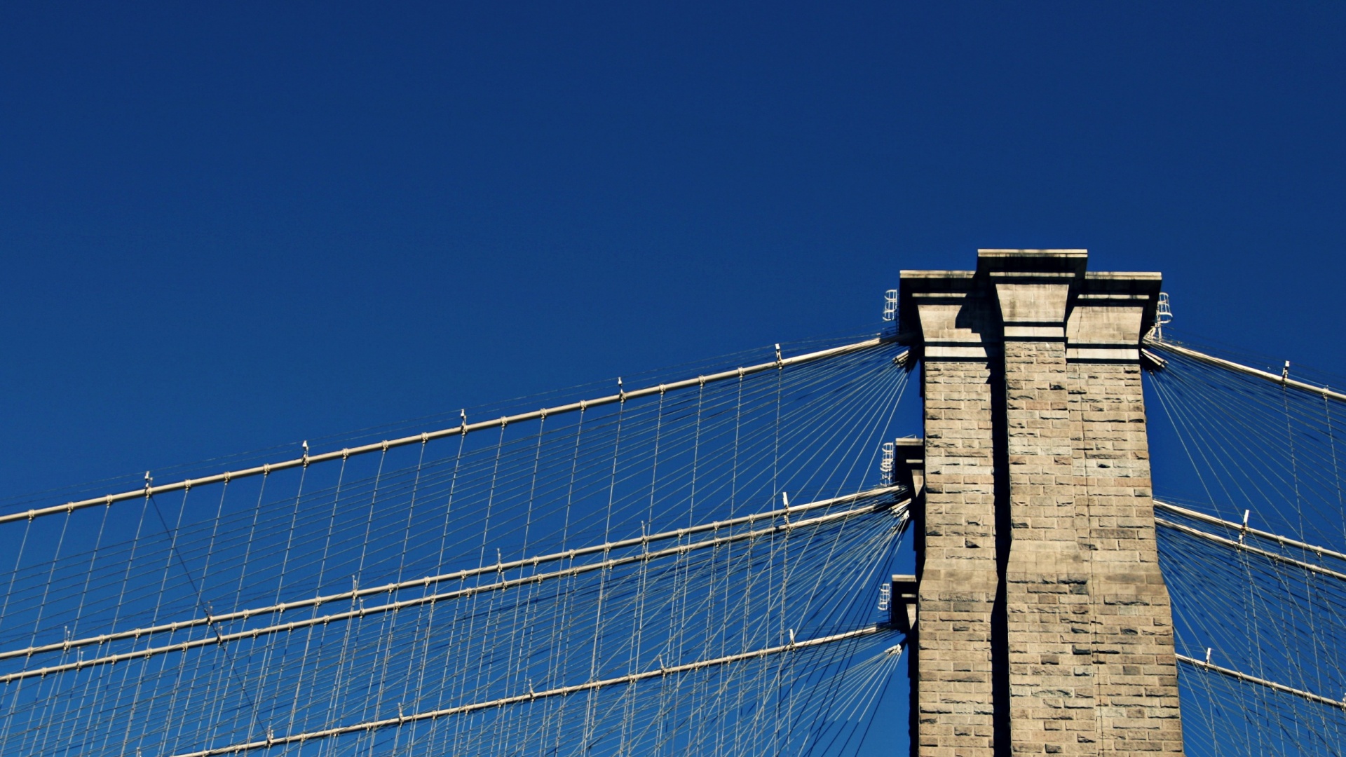 Одна из арок Бруклинского Моста обои