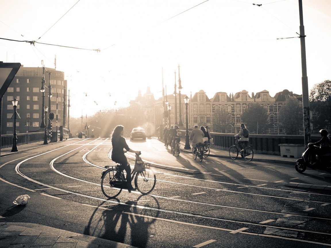 Утро в европейском городе обои