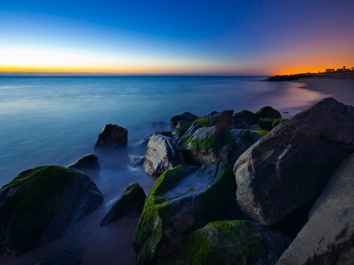 Камни на берегу обои