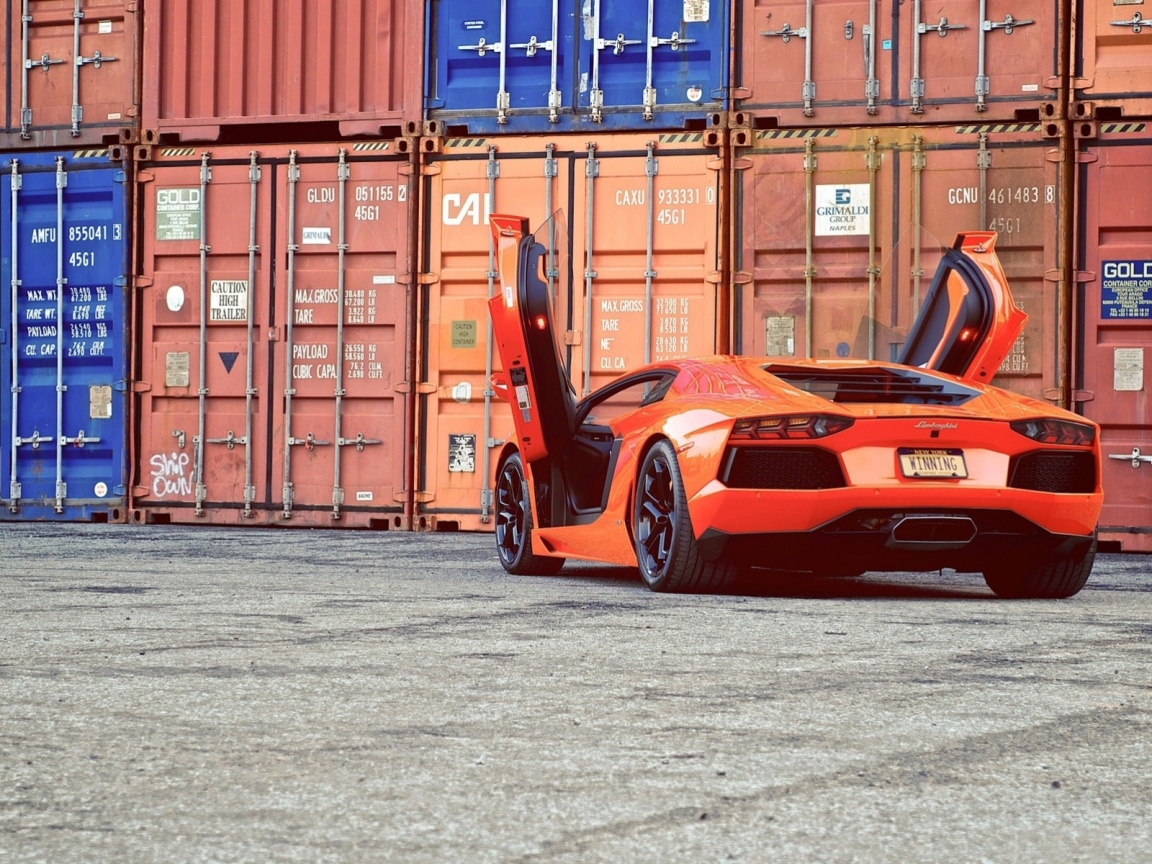 Оранжевый Авентадор обои