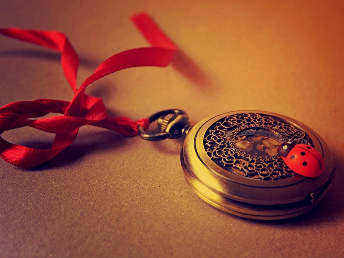 Искусные карманные часы обои