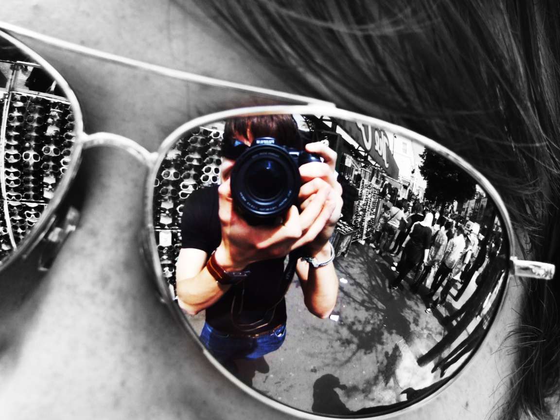 В очках обои