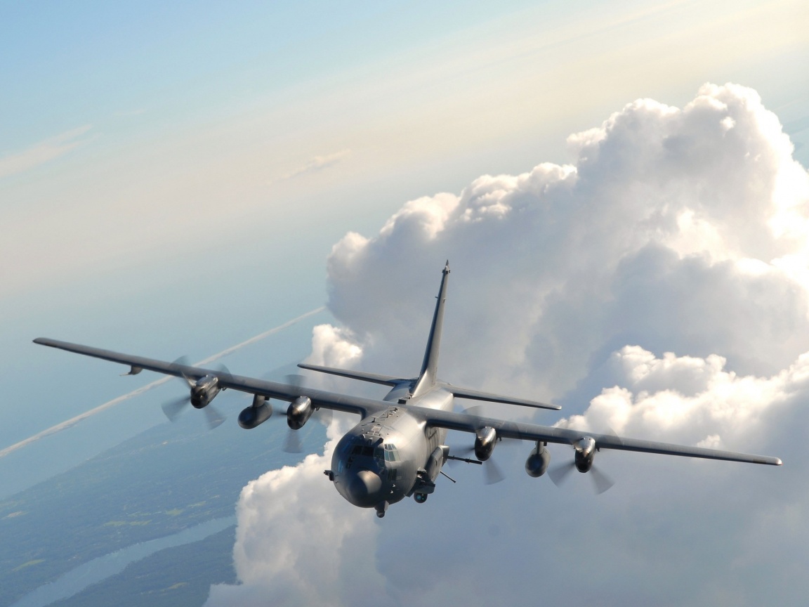 Самолет АС-130 обои