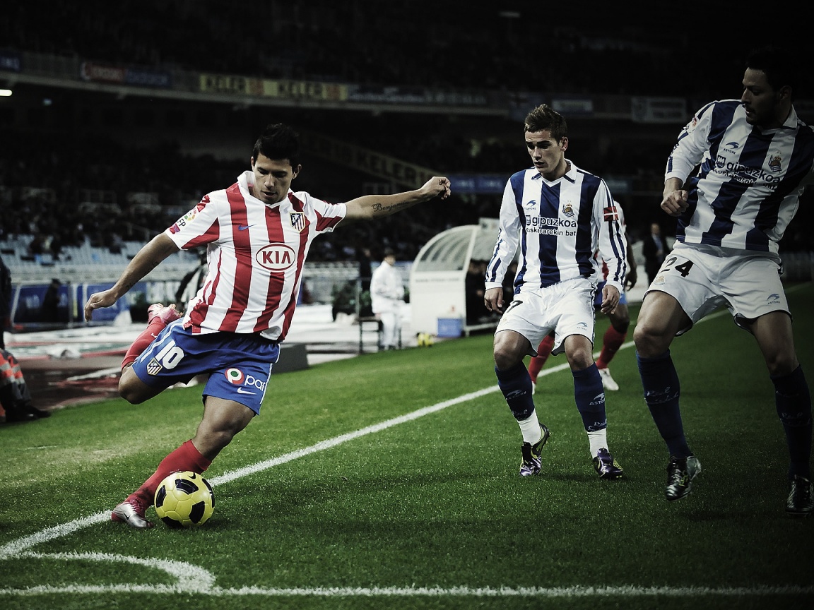 Футбольный матч обои