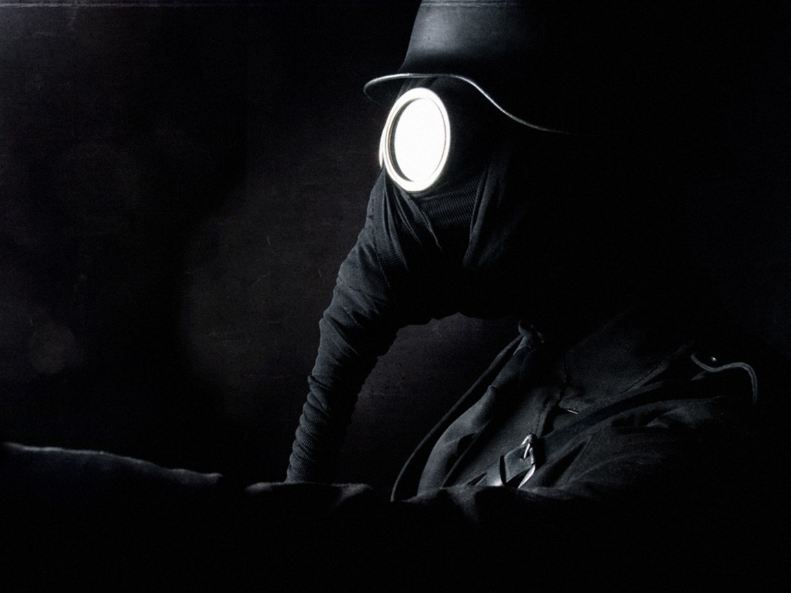 В противогазе обои