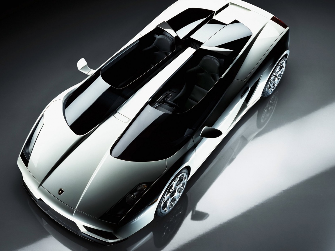 Светло-серый Lamborghini обои
