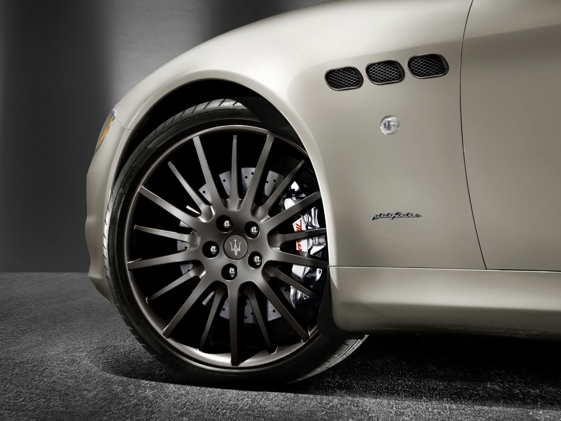 Рендер Maserati Quattropotre обои