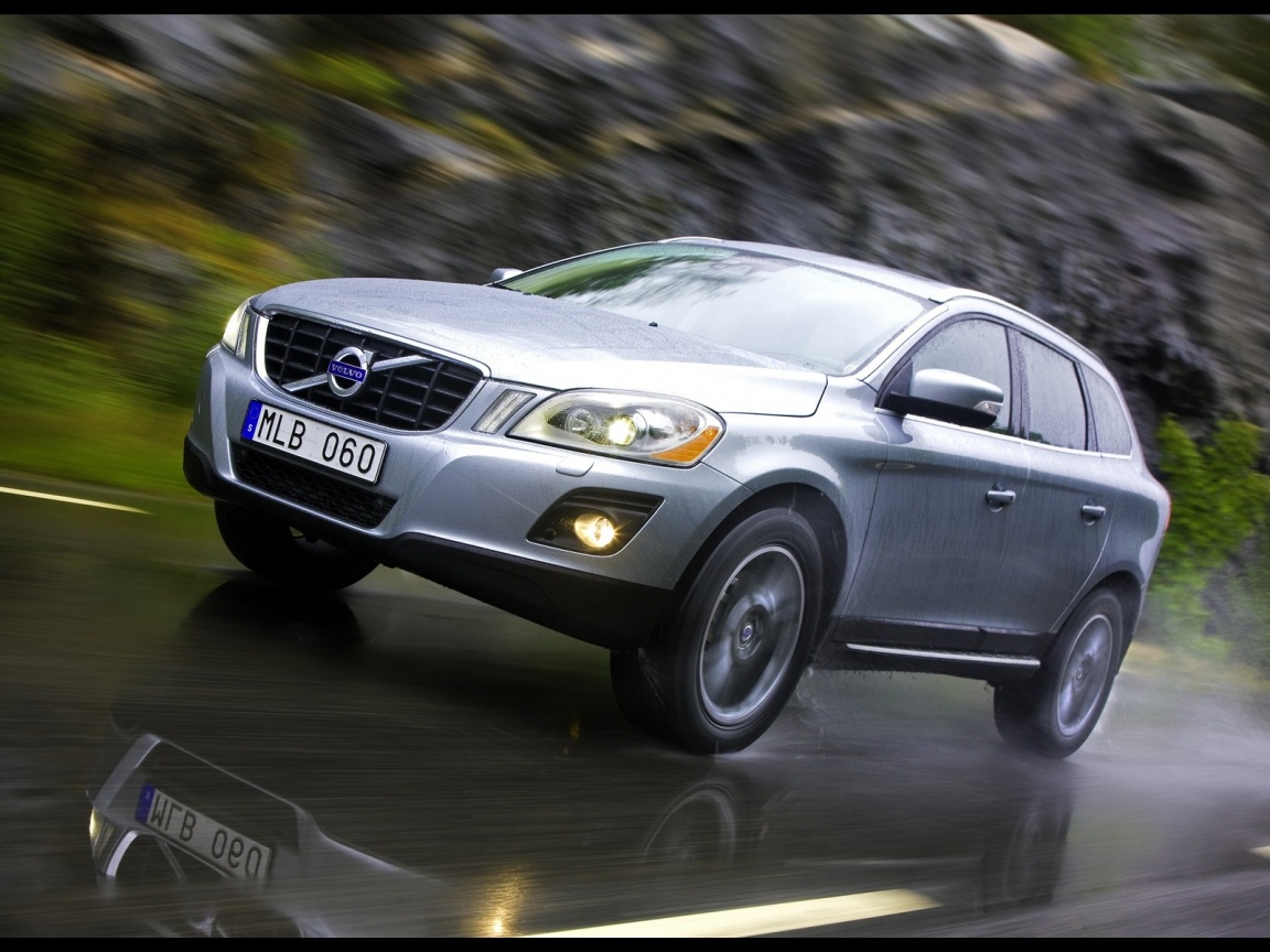 Кроссовер Вольво обои