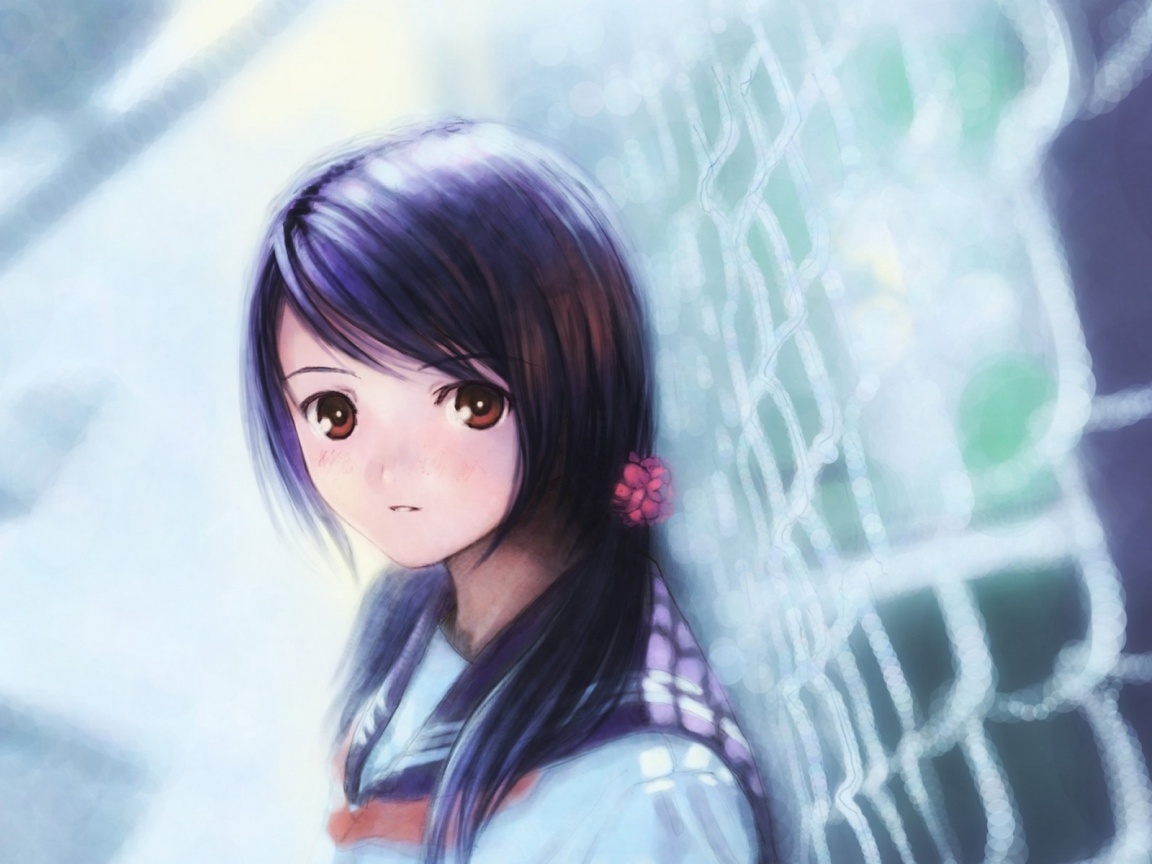 Девочка у сетчатого забора обои