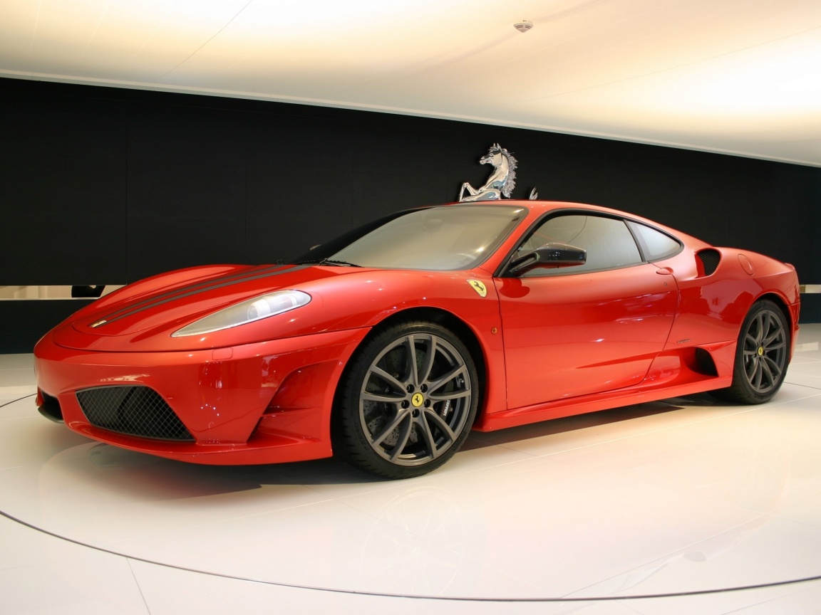 Ferrari F430 Scuderia на выставке обои