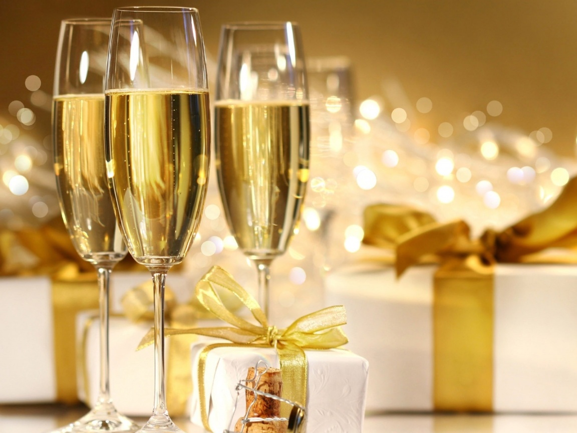 Бокалы с шампанским обои
