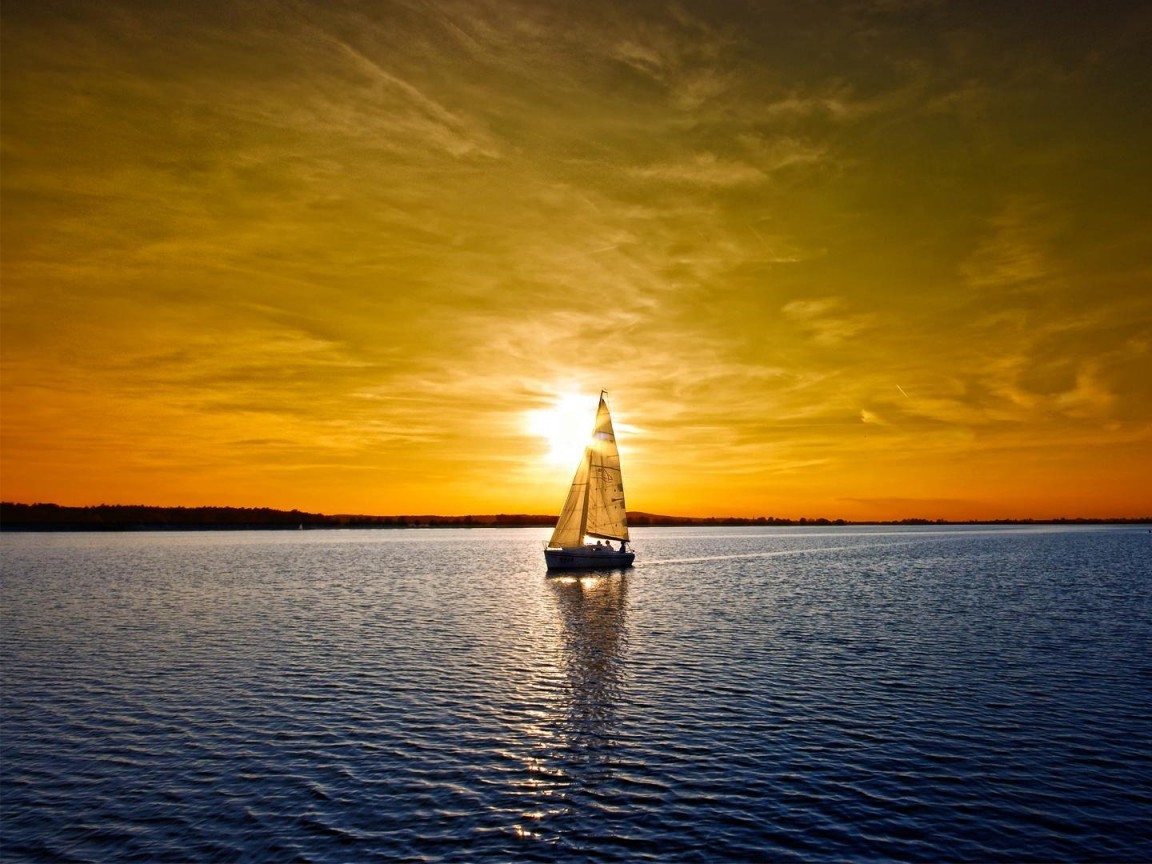 Яхта на закате обои