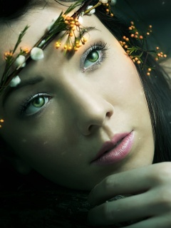 Девушка в венке обои