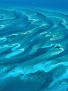 Остров среди лазурных рифов обои