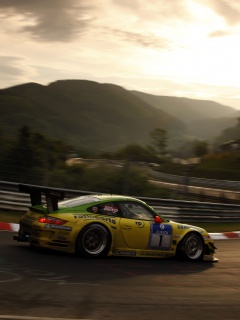 Гоночный Порше на треке обои