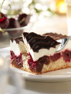 Вишневое пирожное обои