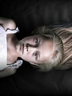 Маленькая девочка обои