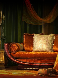 Комната в старом стиле обои