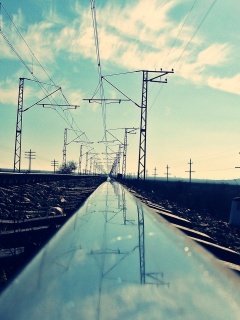 Отражение в рельсе обои