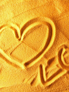 Любовь на песке обои