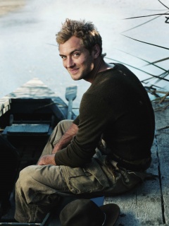 Джуд Лоу на лодке обои