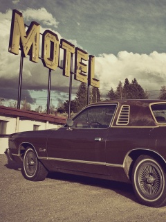 Олдскульный Dodge около мотеля обои