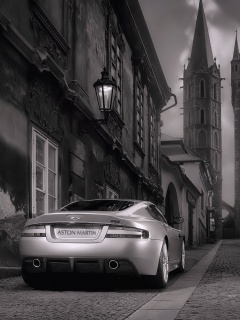 Aston Martin в старинном городе обои